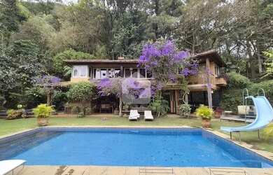 Imagem: Casa para venda com 9 quartos, 6166m² - Corrêas - Petrópolis/RJ