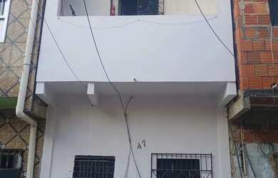 Imagem: A casa possui 2 Dormitórios, 2 Banheiros, 75m² de Área e