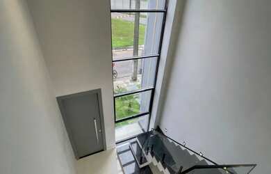 Imagem: A casa em condomínio possui 3 Dormitórios, 5 Banheiros, 2