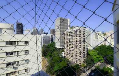 Imagem: O apartamento possui 4 Dormitórios, 5 Banheiros, 2 Vagas na