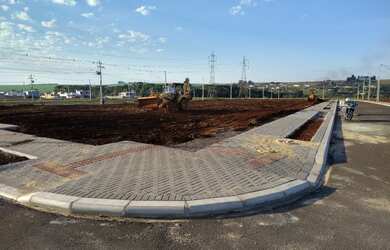 Imagem: O terreno possui 405m² de Área e está localizado em Neva