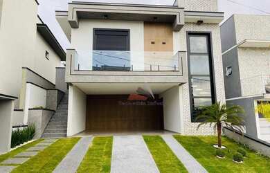 Imagem: A casa em condomínio possui 3 Dormitórios, 4 Banheiros, 4