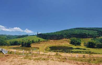 Imagem 2: Lote/Terreno para venda tem 600 metros quadrados em Vila Santista - Atibaia...