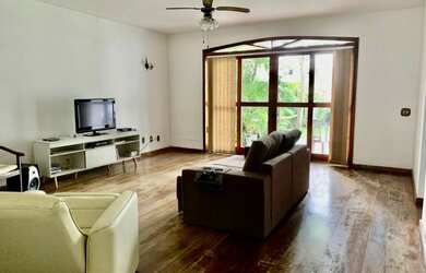 Imagem 12: Casarão antiga. Piscina, Churrasqueira, Varandae658m² de Área