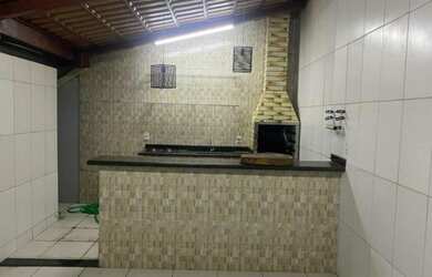 Imagem: A casa possui 3 Dormitórios, 1 Banheiro, 89m² de Área e