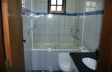 Imagem 8: Casa Residencial com 3 quartos à venda por R$ 390000.00, 120.00 m2 -...