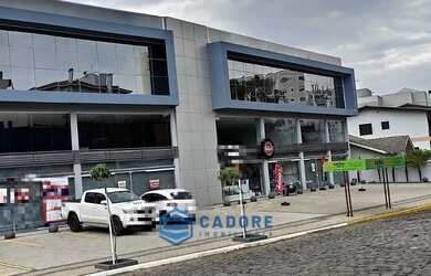 Imagem: O depósito possui 1 Vaga na garagem, 100m² de Área e está