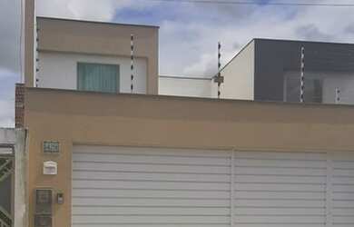 Imagem: A casa possui 3 Dormitórios, 1 Banheiro, 160m² de Área e