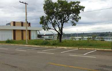 Imagem: O terreno possui 530m² de Área e está localizado em Asa Sul