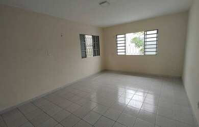 Imagem 5: Casa para venda. 360m² de Área, 2 Vagas na garageme3 Dormitórios