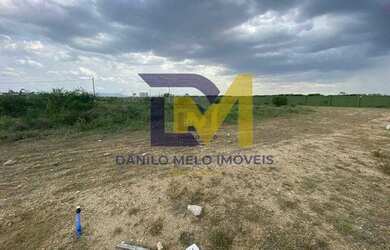 Imagem: O terreno possui 300m² de Área e está localizado em Universitário