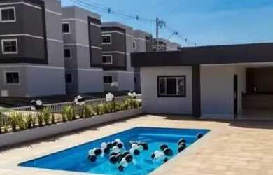 Imagem: O apartamento possui 2 Dormitórios, 1 Banheiro, 1 Vaga na garagem