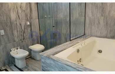 Imagem 10: Elegante casa com 8 Quartos e 7 banheiros à Venda, 685 m² por R$ 8.990.000