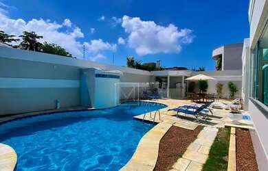 Imagem: A casa possui 5 Dormitórios, 5 Banheiros, 5 Vagas na garagem