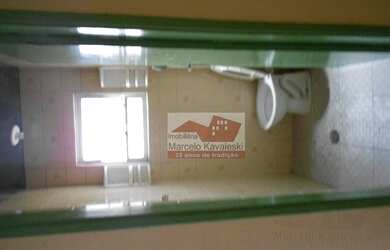 Imagem: O depósito possui 2 Vagas na garagem, 262m² de Área e está