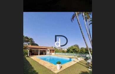 Imagem: A chácara possui 250m² de Área e está localizado em Pinheirinho