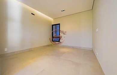 Imagem 9: Sobrado Maravilhoso no Condomínio Jardins Versailles - Uberlândia-MG