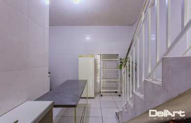 Imagem: A casa possui 3 Dormitórios, 2 Banheiros, 3 Vagas na garagem