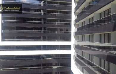 Imagem: O depósito possui 1 Vaga na garagem e 43m² de Área e está