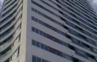 Imagem: O apartamento possui 2 Dormitórios, 2 Banheiros, 56m² de Área