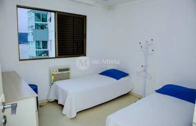 Imagem: O apartamento possui 3 Dormitórios, 3 Banheiros, 2 Vagas na