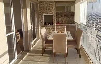 Imagem: O apartamento possui 4 Dormitórios, 5 Banheiros, 2 Vagas na