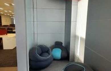 Imagem: O depósito possui 5 Vagas na garagem, 495m² de Área e Imóvel