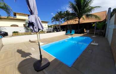 Imagem: A casa possui 3 Dormitórios e está localizado em Centro