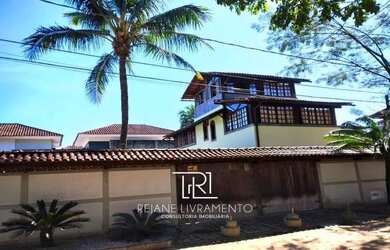 Imagem: A casa em condomínio possui 3 Dormitórios, 2 Banheiros, 2