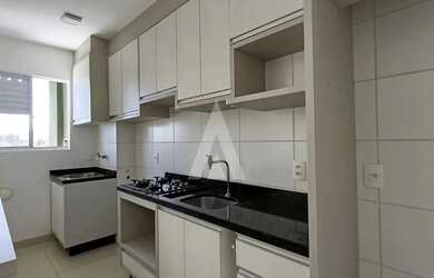 Imagem 13: Apartamento, composto por 2 quartos, 01 garagem, acesso com elevador no...
