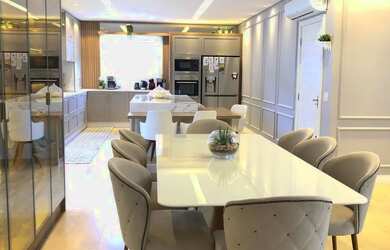 Imagem 2: Sobrado - Florianópolis. Piscina, Varanda, Guarda roupae334m² de Área