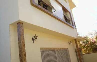 Imagem: O depósito possui 5 Vagas na garagem, 310m² de Área e está