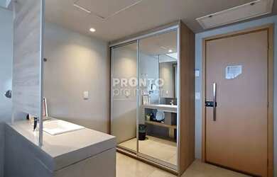 Imagem: O studio possui 1 Dormitório, 1 Banheiro, 1 Vaga na garagem