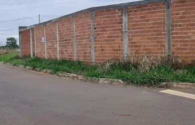 Imagem 6: Lote a venda tem 327 metros quadrados em Residencial Alice Barbosa I,...