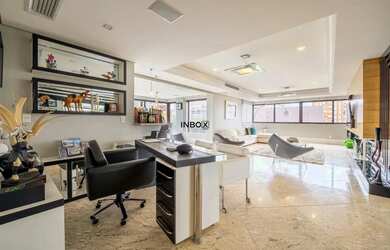 Imagem 4: Apartamento de luxo, mobiliado, com 201m² de área privativa, de 3 dormitórios,...