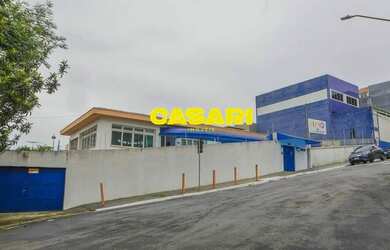 Imagem: O depósito possui 632m² de Área e está localizado em Rudge