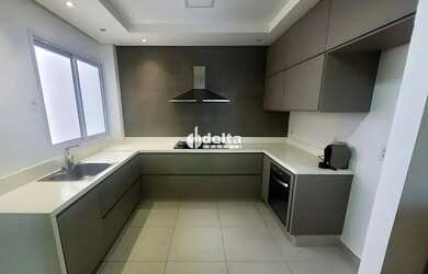 Imagem 14: Apartamento com 3 quartos sendo 3 suítes disponível para locação e venda no bairro Centro