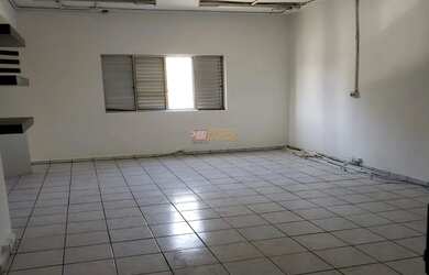 Imagem: O depósito possui 41m² de Área e está localizado em Rudge