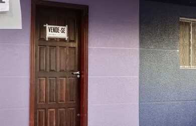 Imagem: A casa possui 3 Dormitórios, 1 Banheiro, 136m² de Área e