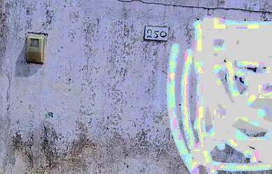 Imagem: A casa possui 2 Dormitórios, 2 Banheiros, 3 Vagas na garagem