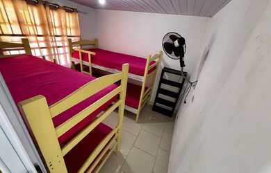 Imagem 5: Casas bem próximo da praia