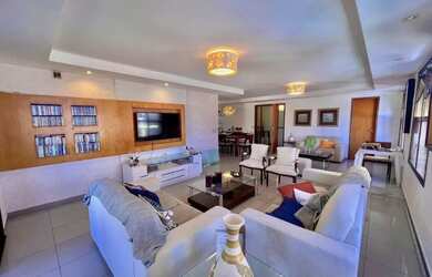 Imagem: O apartamento possui 3 Dormitórios, 4 Banheiros, 2 Vagas na