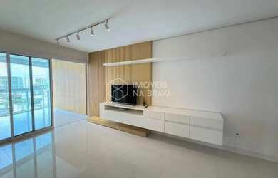 Imagem: O apartamento possui 3 Dormitórios, 4 Banheiros, 2 Vagas na