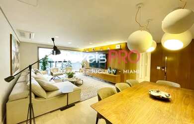 Imagem: O apartamento possui 3 Dormitórios, 4 Banheiros, 3 Vagas na