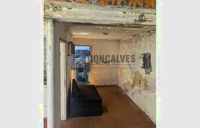 Imagem: O terreno possui 250m² de Área e Imóvel novo e está localizado