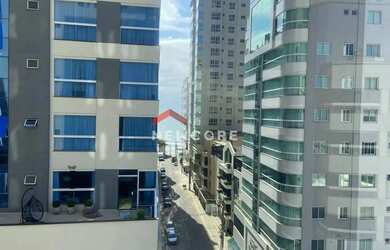 Imagem: O apartamento possui 3 Dormitórios, 4 Banheiros, 3 Vagas na