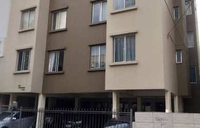 Imagem: O apartamento possui 2 Dormitórios, 1 Banheiro, 2 Vagas na