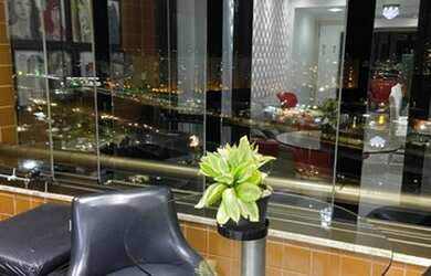 Imagem: O apartamento possui 3 Dormitórios, 2 Banheiros, 2 Vagas na