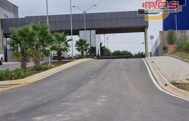 Imagem: O depósito possui 2.000m² de Área e está localizado em