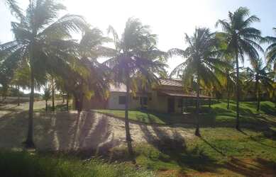 Imagem: A casa em condomínio possui 3 Dormitórios, 3 Banheiros, 4